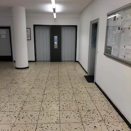 Holiday 02 Apartament Stuttgart