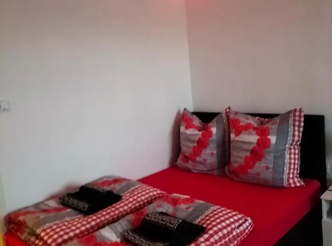 Holiday 02 Appartement *