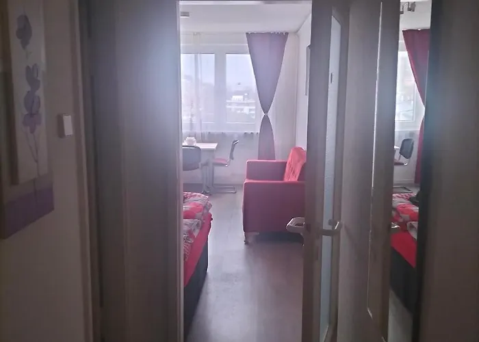 Appartement Holiday 02 Stuttgart